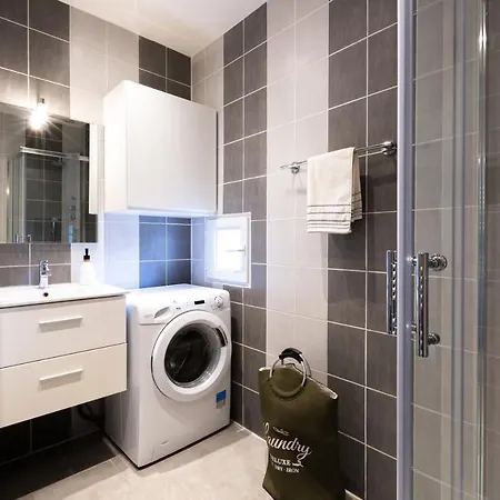 Thebrooklyn T3, Proche Centre-ville-fibre/netflix Apartment *